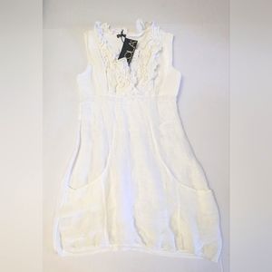 LOLA Italy Women's Ruffle V-Neck White T-Shirt Dress Sleeveless Size 6 NWT